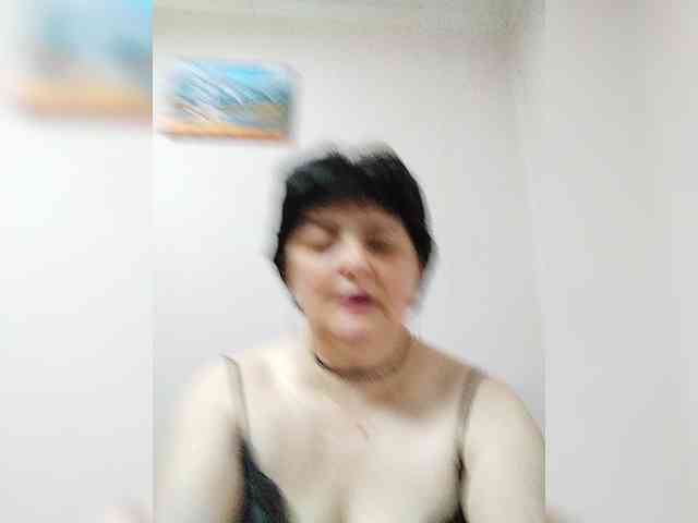 IsXLoves webcam