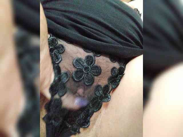 IsXLoves webcam
