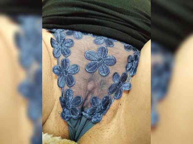 IsXLoves webcam