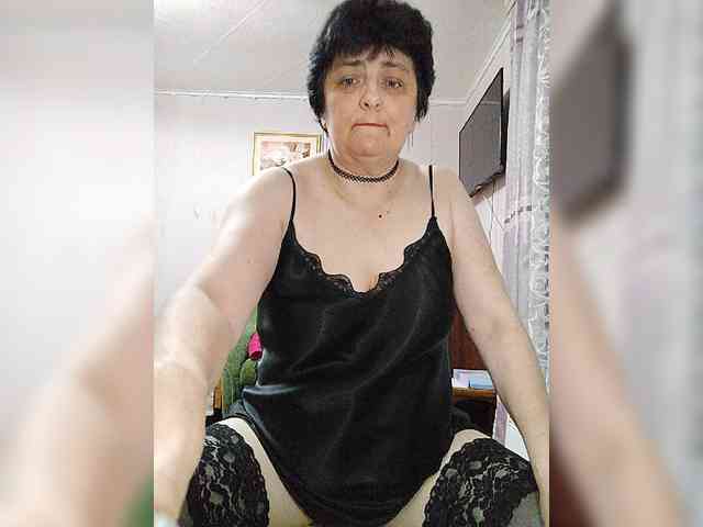 IsXLoves webcam
