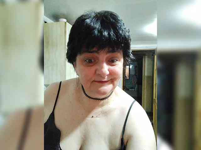 IsXLoves webcam