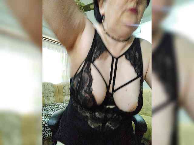 IsXLoves Live Webcam on BongaCams