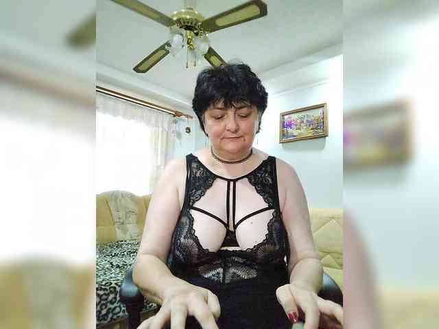 IsXLoves Live Webcam on BongaCams