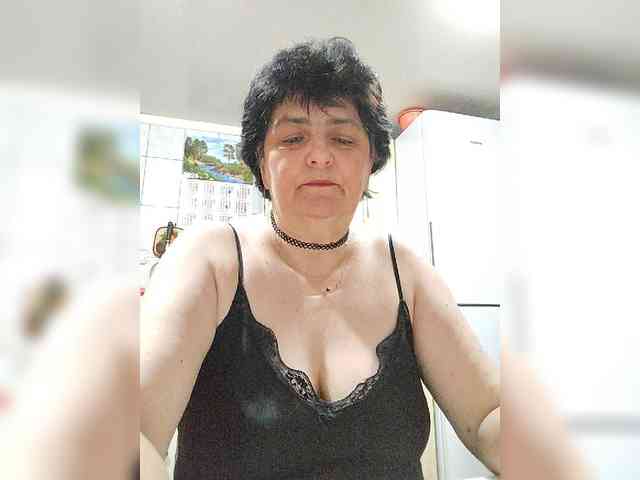 IsXLoves webcam