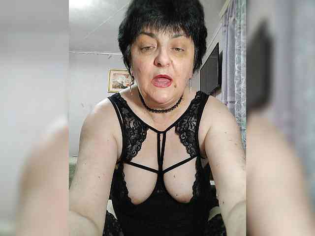 IsXLoves webcam