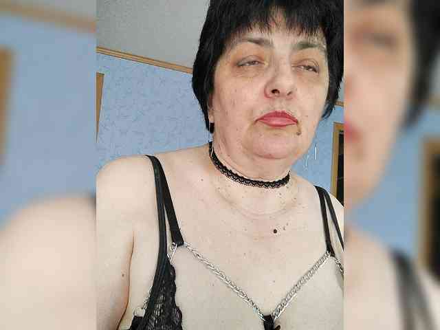 IsXLoves webcam