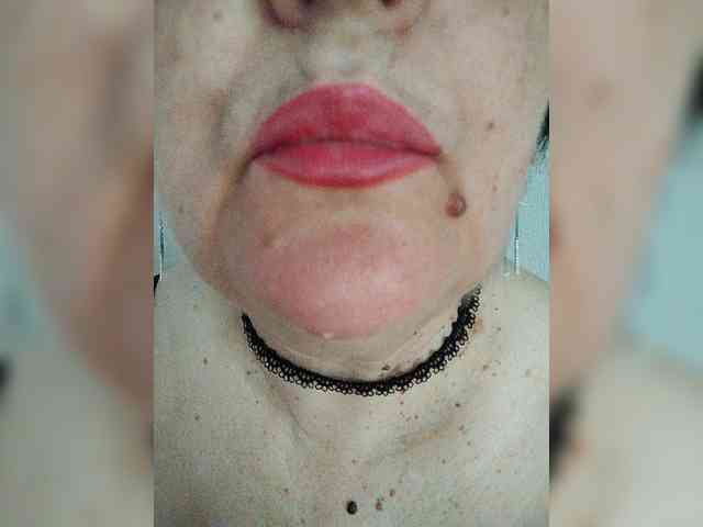IsXLoves webcam