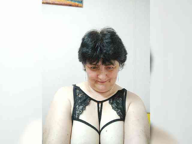 IsXLoves webcam