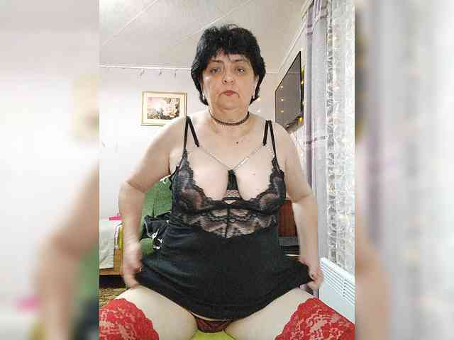 IsXLoves webcam