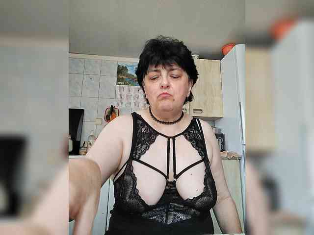 IsXLoves webcam