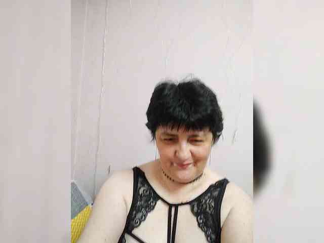 IsXLoves webcam