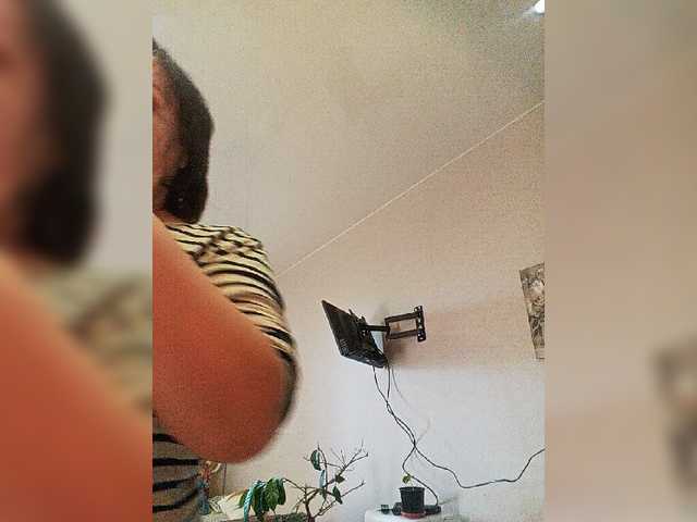AleksandritSexi live cam on BongaCams