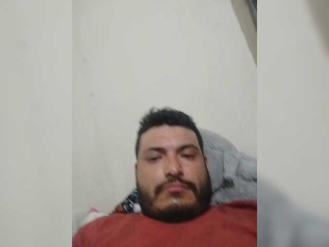 Morenito111, 27 y/o - Live Cam on BongaCams