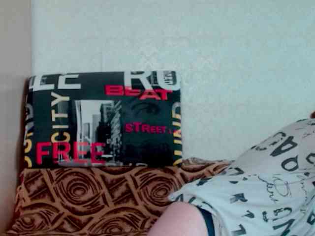 aliiicestone webcam