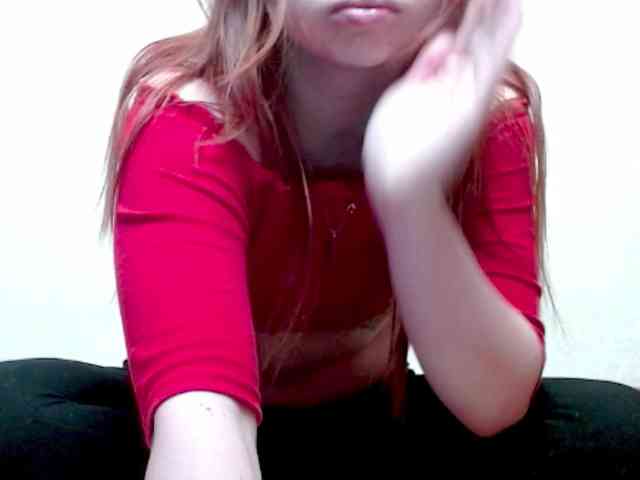 aliiicestone webcam
