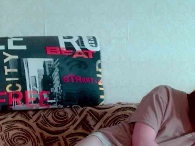 aliiicestone webcam