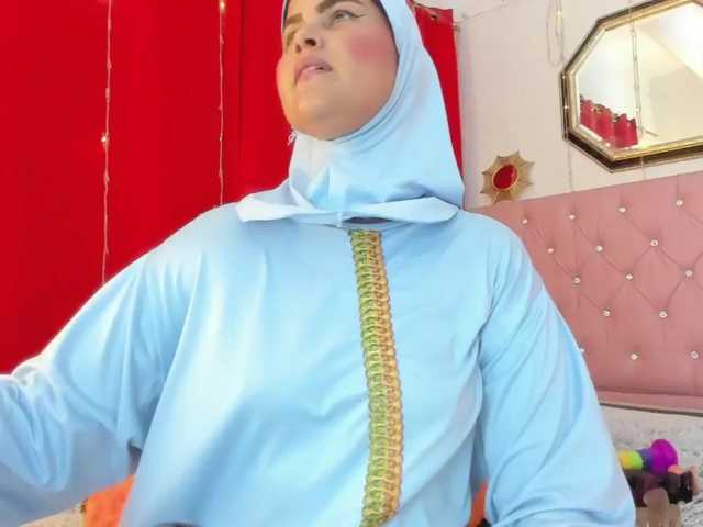 AishaAmin live cam on BongaCams