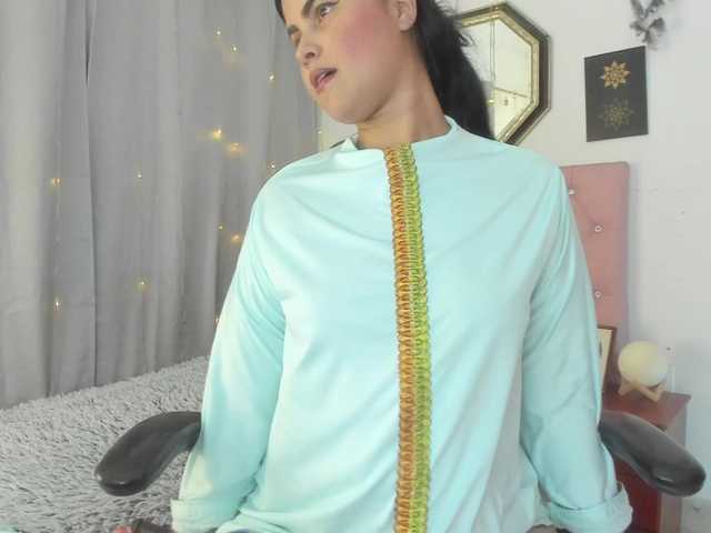 AishaAmin live cam on BongaCams