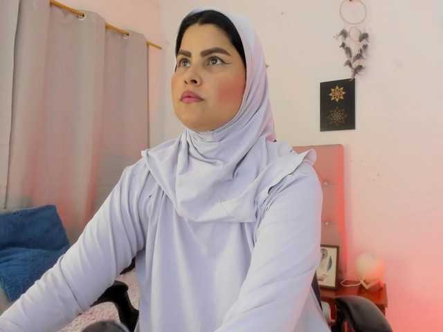 AishaAmin live cam on BongaCams