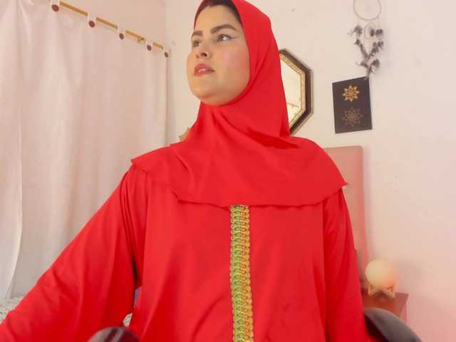 AishaAmin live cam on BongaCams