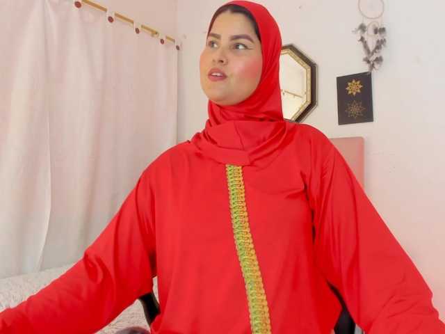 AishaAmin live cam on BongaCams