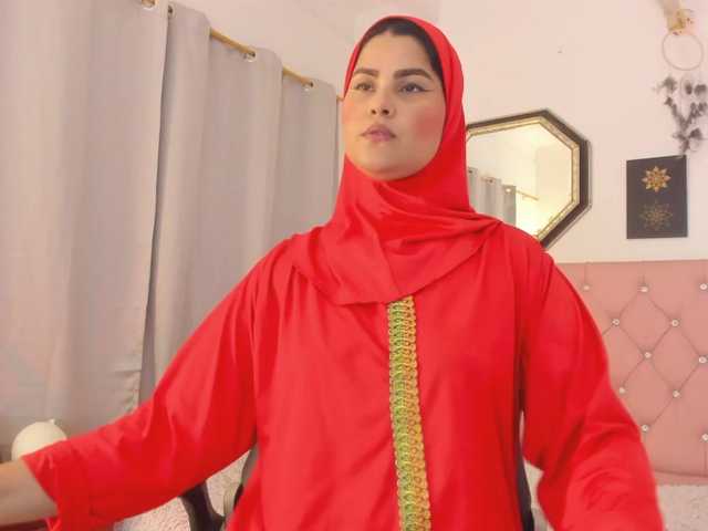 AishaAmin live webcam show