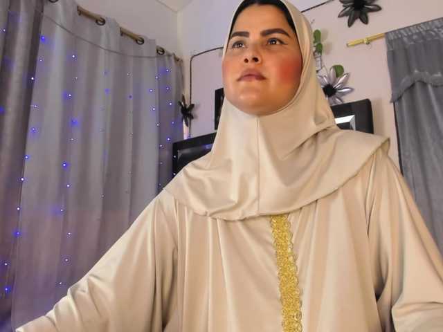 AishaAmin live cam preview