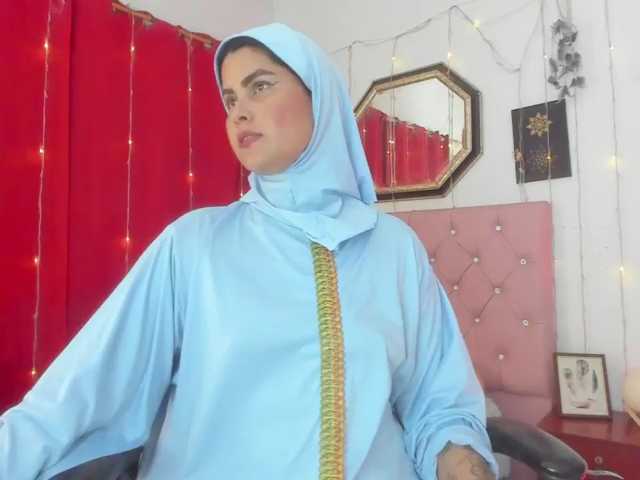AishaAmin live cam preview