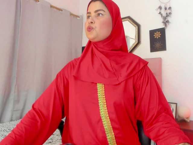 AishaAmin live cam preview