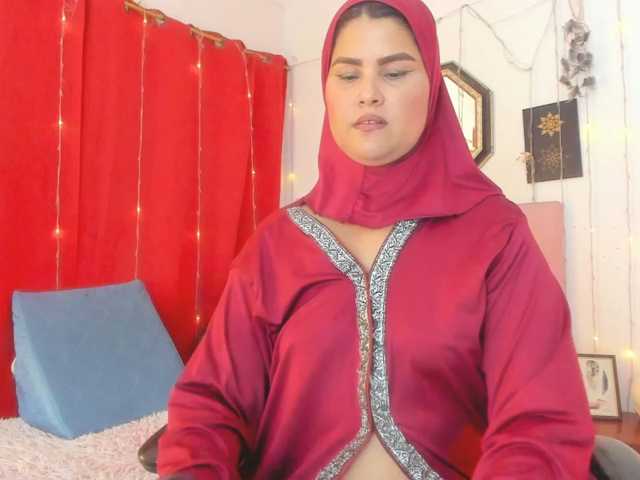 AishaAmin live cam on BongaCams