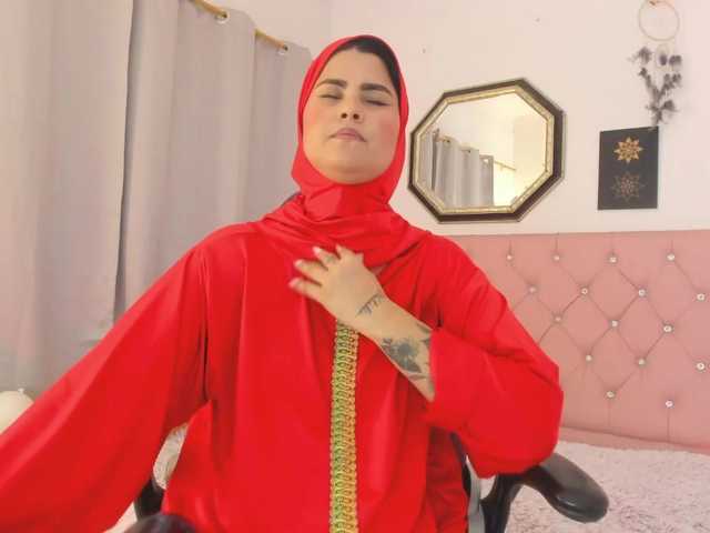 AishaAmin live webcam show
