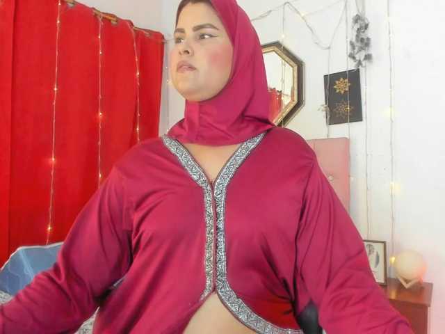 AishaAmin live cam on BongaCams