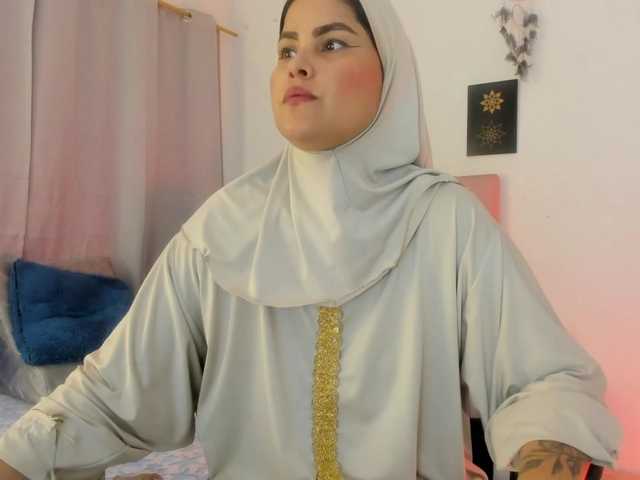 AishaAmin live cam on BongaCams