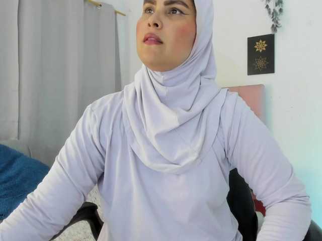 AishaAmin Live Cam on BongaCams