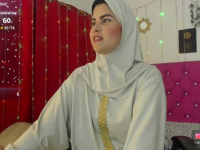 AishaAmin's BongaCams show and profile