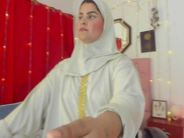 AishaAmin live cam on BongaCams