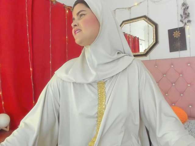 AishaAmin live cam on BongaCams