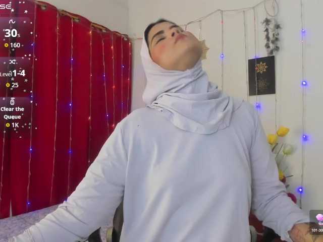 AishaAmin's BongaCams show and profile