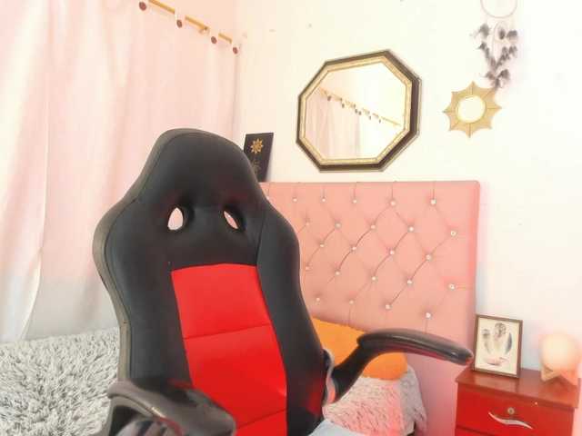 AishaAmin live cam on BongaCams