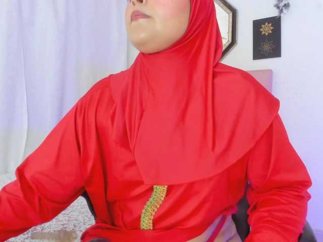 AishaAmin live cam on BongaCams