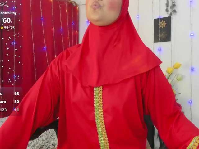 AishaAmin Live Cam and Statistics on UnifiedCams