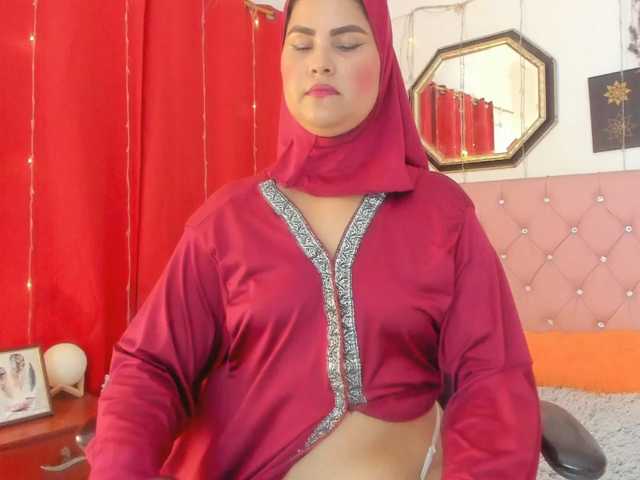 AishaAmin live cam on BongaCams