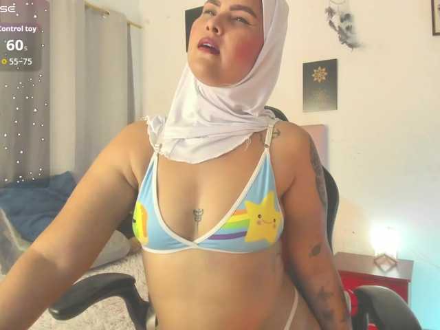 AishaAmin live cam on BongaCams