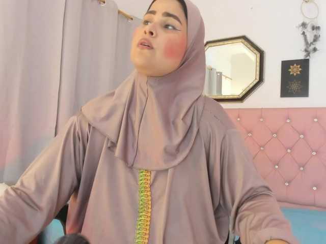 AishaAmin live webcam show