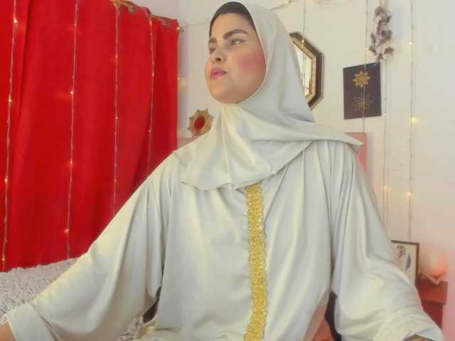 AishaAmin live cam on BongaCams