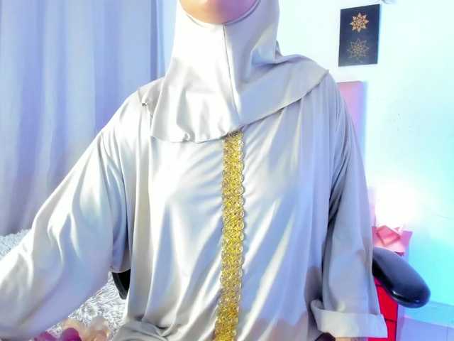 AishaAmin live cam on BongaCams