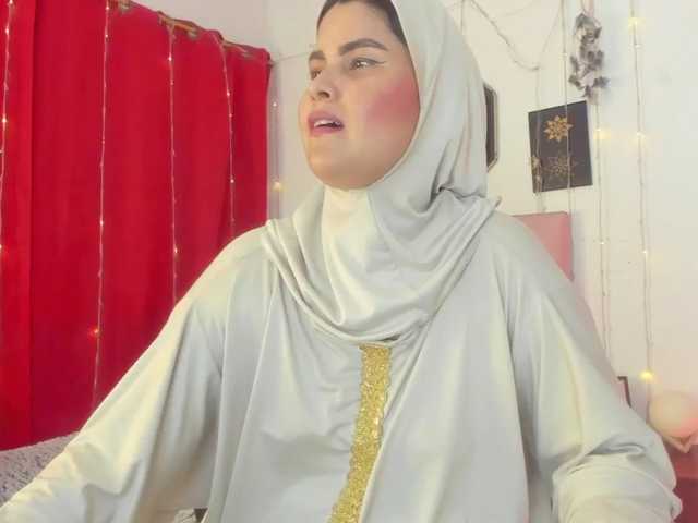 AishaAmin live cam preview