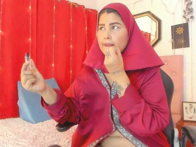 AishaAmin live cam on BongaCams
