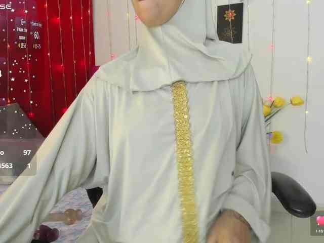 AishaAmin webcam