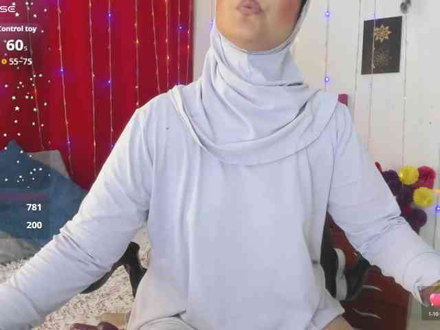 AishaAmin webcam